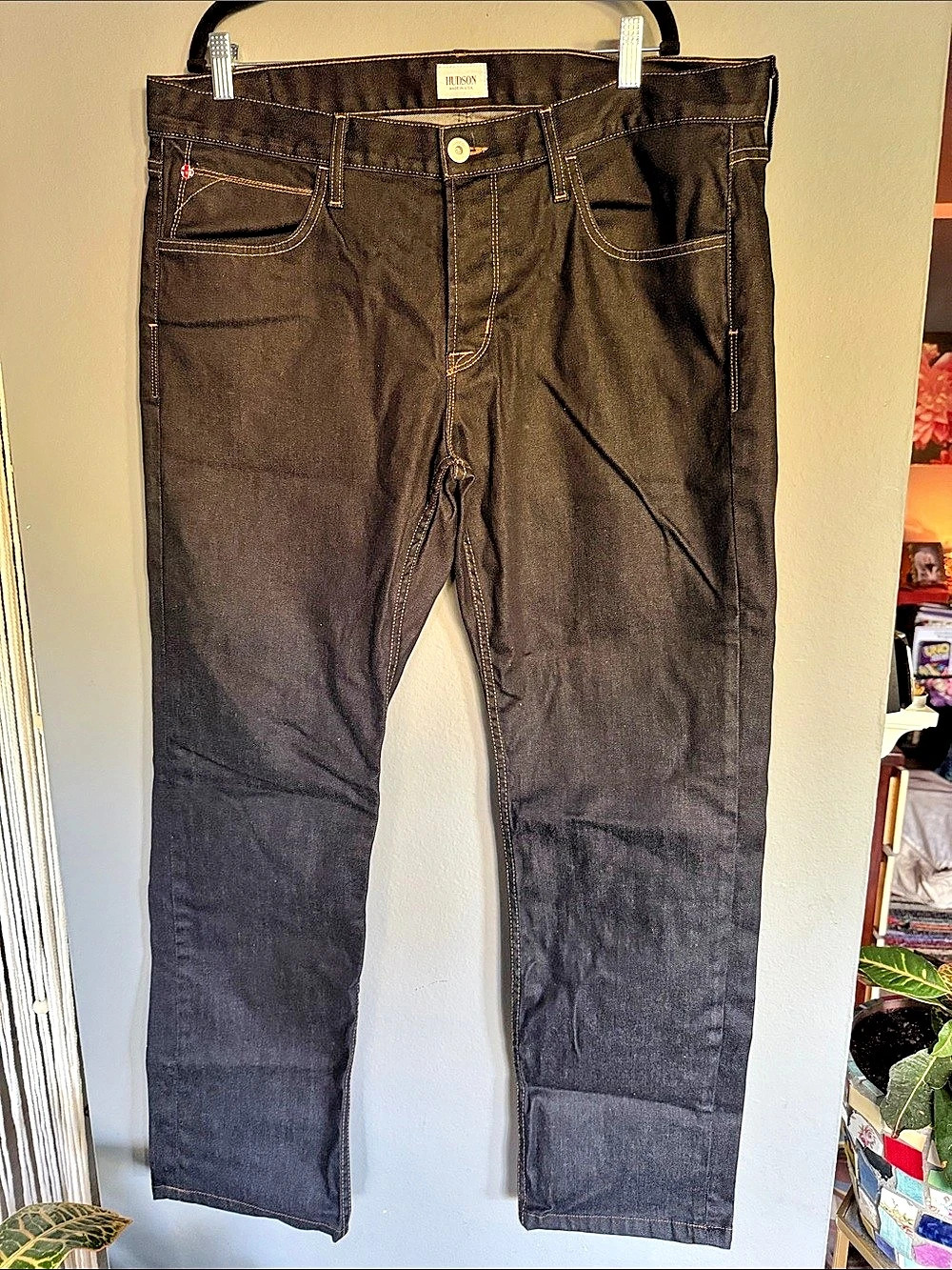 Hudson Byron Five Pocket Straight Leg Jeans in dark wash size 38 🫶🫶